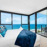 Luxury 3 Bedroom High Floor Ocean View Apartment